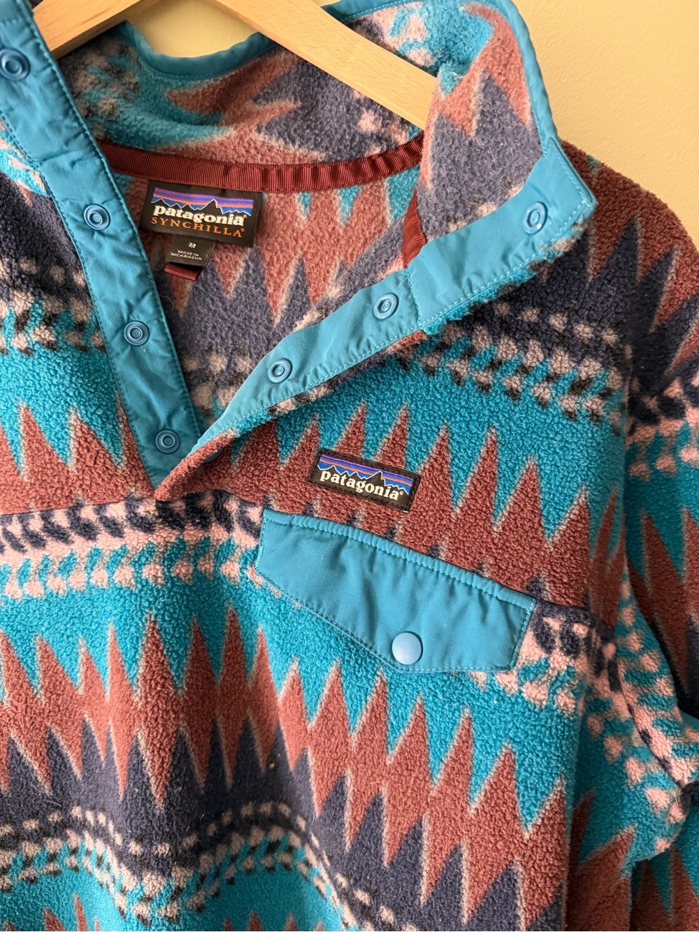 Patagonia Fleece Pullover - Teal, Rust & Navy Geometric - Picture 2 of 3